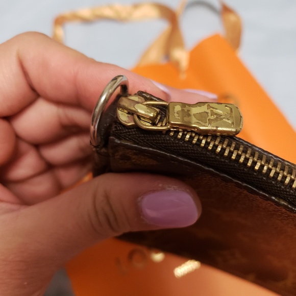 100% authentic pochette in monogram canvas - Picture 4 of 8